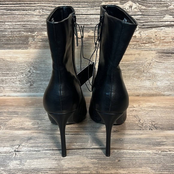 Forever 21 Black Heeled Dress Boots NWT - Picture 5 of 5